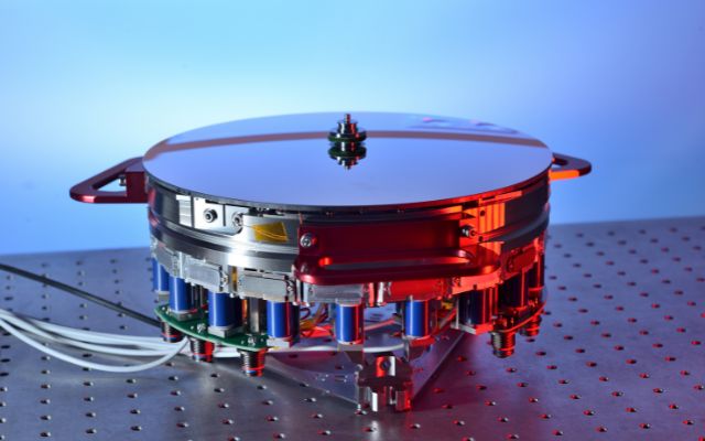 TNO Adaptive Secondary Mirror
