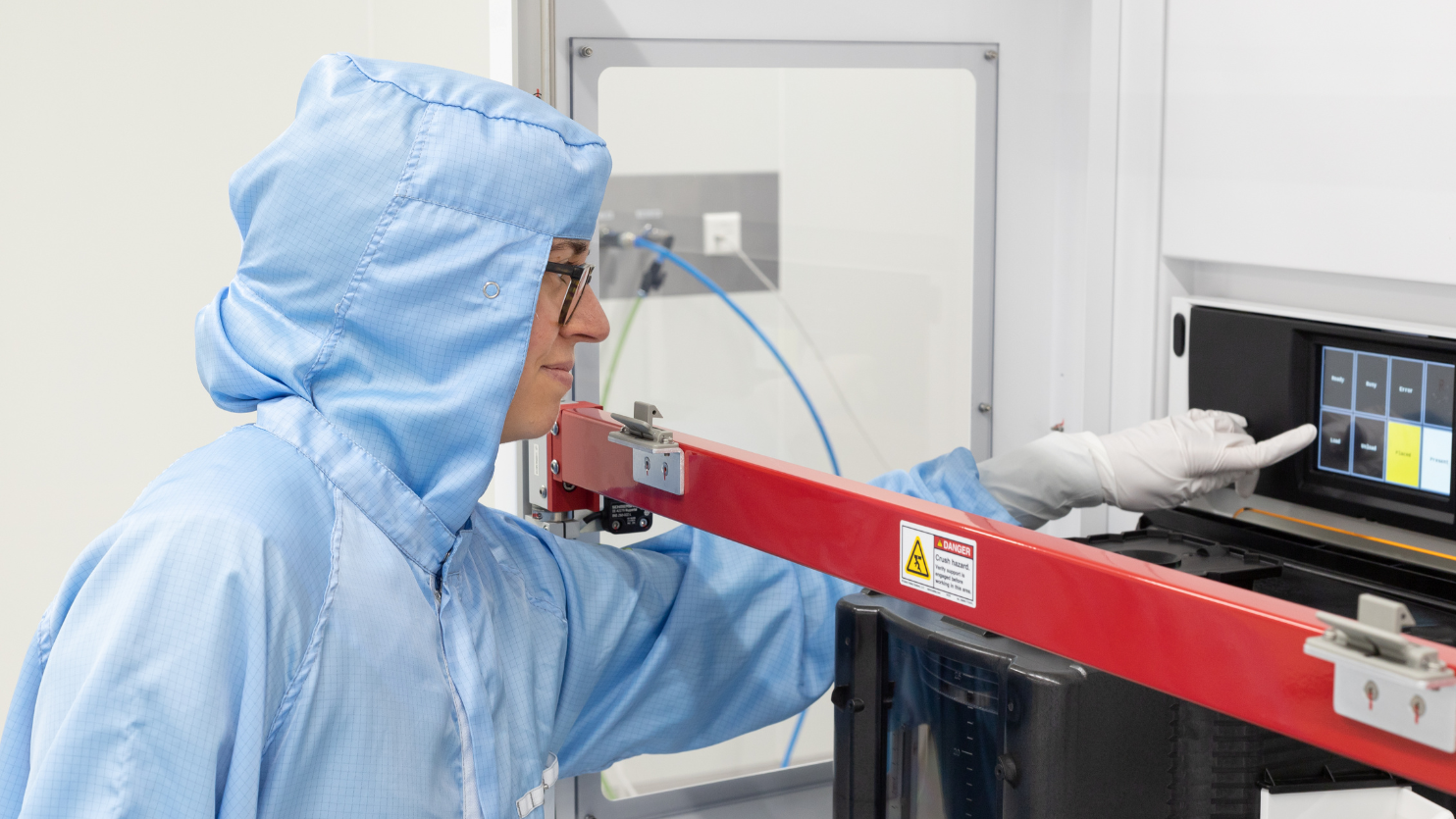 One of Nearfield's employees interacting with QUADRA