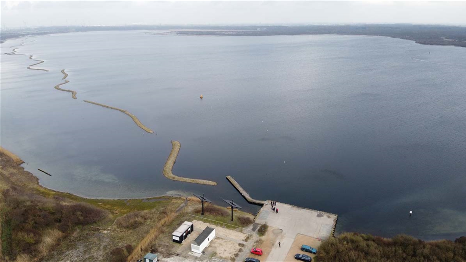 Fieldlab floating solar